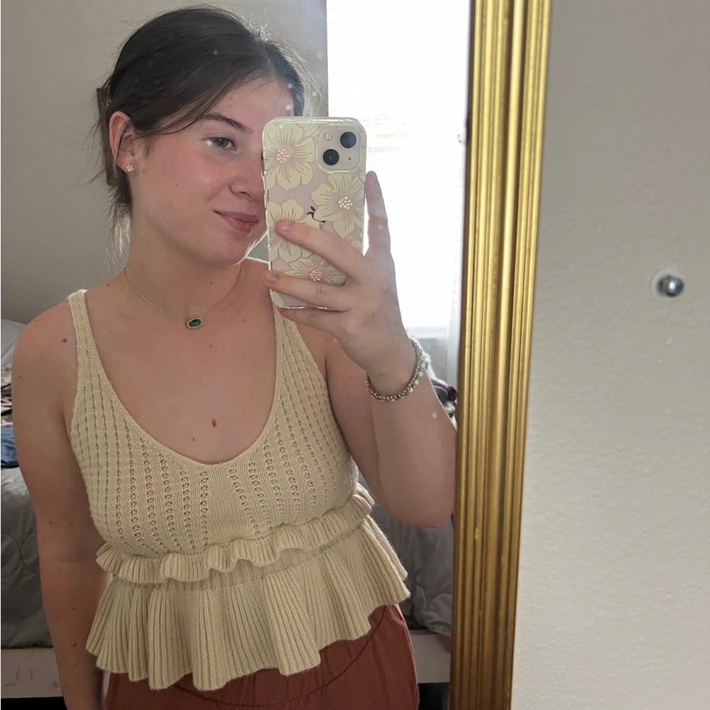 Knit crop top - Picture 2 of 3